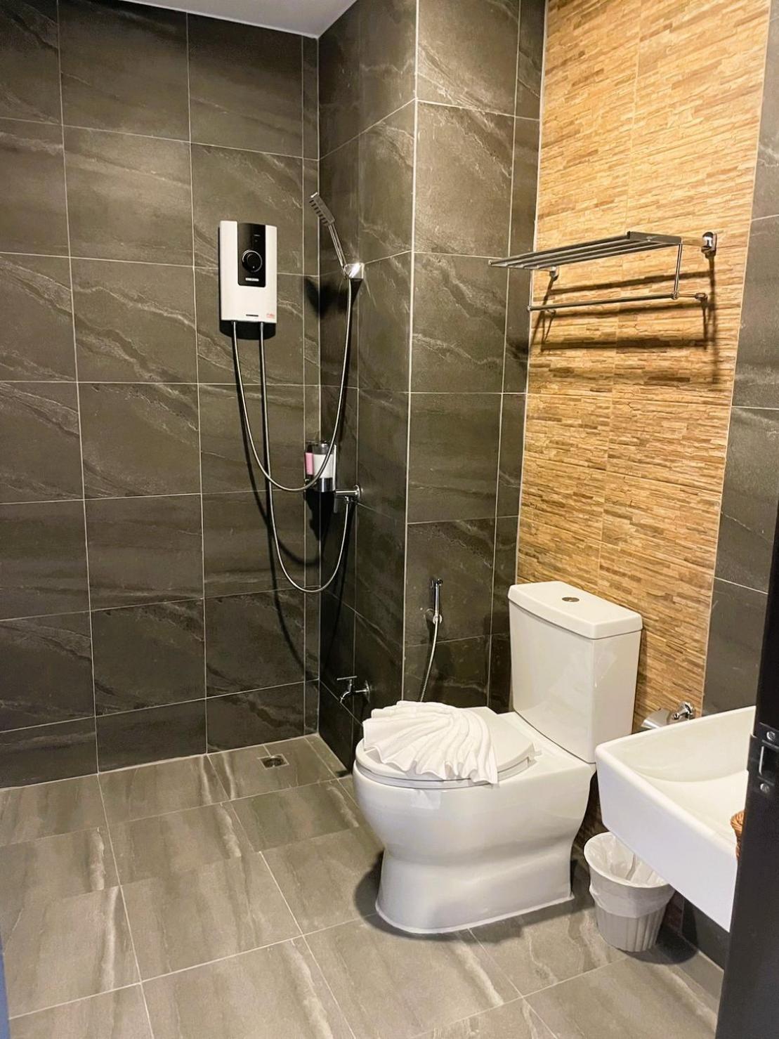 Terminal 58 Hotel Ban Mut Dok Khao Ngoại thất bức ảnh